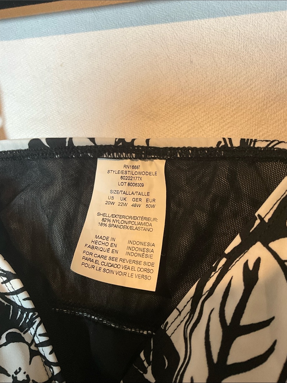 Macy’s Exclusive Padded Floral Adjustable Strap Swim One Piece Dress Size 20W - Picture 3 of 6
